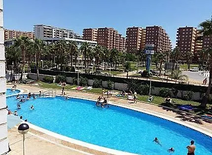 Apartment En Marina Trebol Iii, Centro De Magic World *
